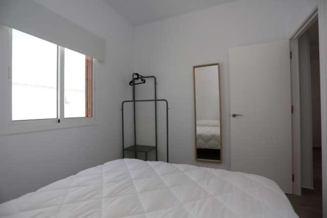 Apartamentos La Mar Sala Piscina Compartida 콘일데라프론테라 외부 사진